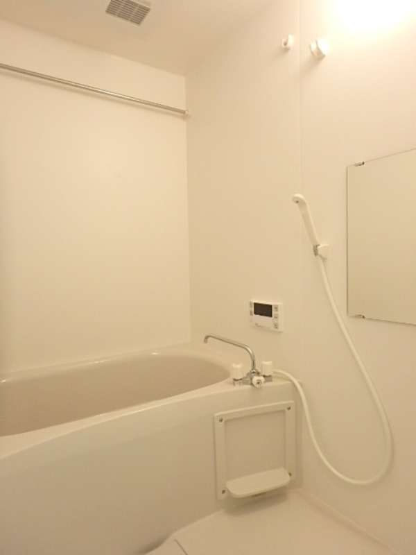 バス・シャワールーム　図面と現状に相違がある場合には現状を優先