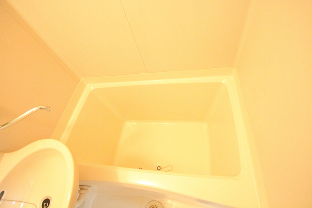 バス・シャワールーム　※別部屋の参考写真の為、原状優先です。