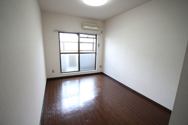 居室・リビング　※別部屋の参考写真の為、原状優先です。