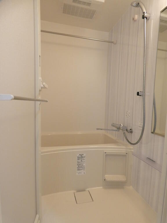 バス・シャワールーム　バス※別部屋参考写真