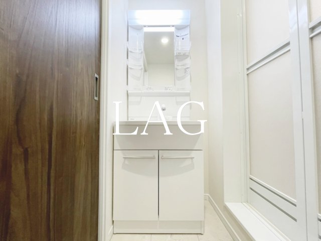 洗面設備　洗面台です。