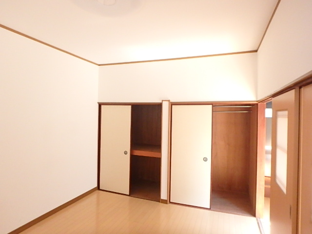 その他　洋室収納　押し入れ　クローゼット