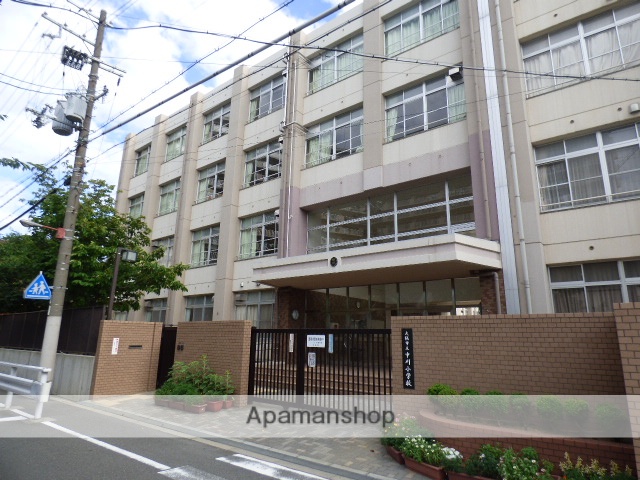 小学校　中川小学校（小学校）まで368m