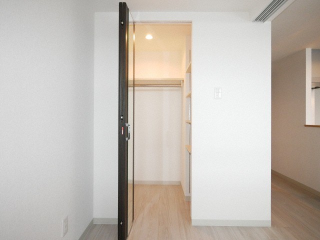 収納　ウォークインクローゼットです☆