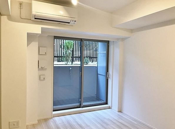 居室・リビング　内観