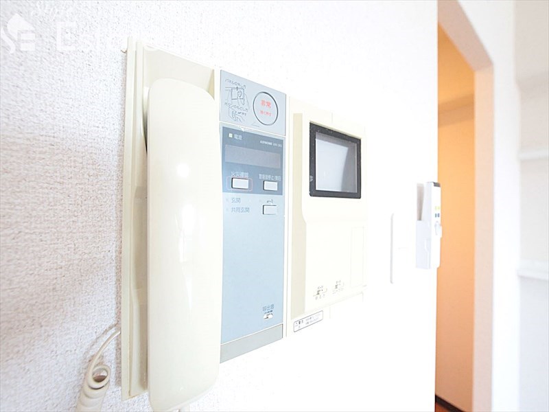 セキュリティ　モニター付きインターホン