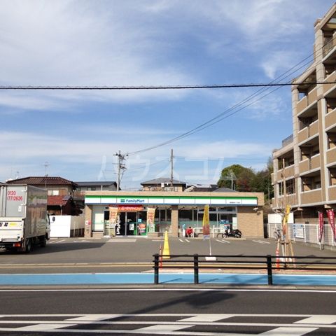 コンビニ　ファミリーマート福岡飯倉二丁目店（コンビニ）まで607m