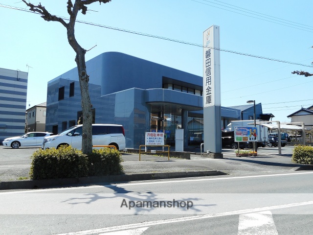 銀行　浜松磐田信用金庫小松支店（銀行）まで169m