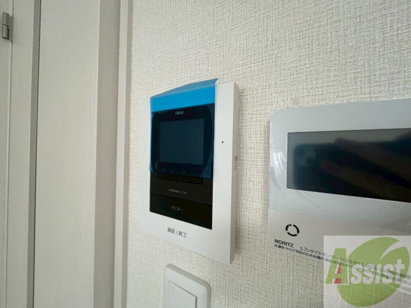 セキュリティ　ＴＶモニター付インターホンです。来客者の顔が見えるので安心！