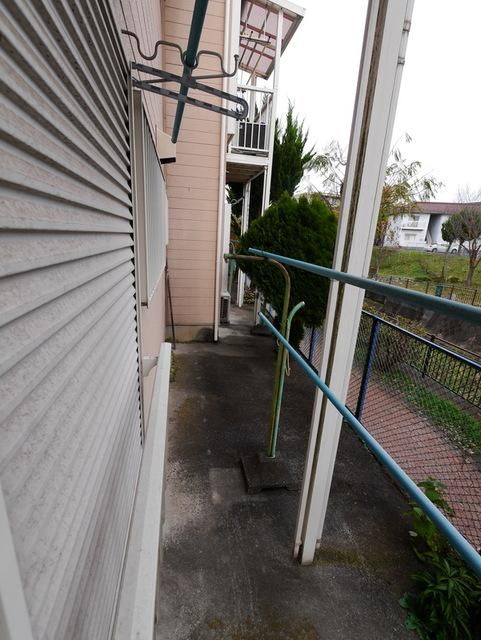 バルコニー　★外で洋服干せます★