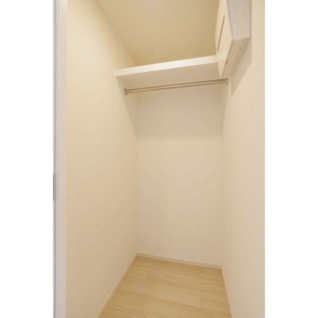 収納　ウォークインクローゼット