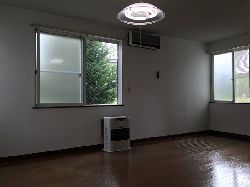 居室・リビング　洋室（12.5帖）の様子