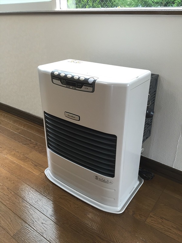 その他設備　FFストーブ