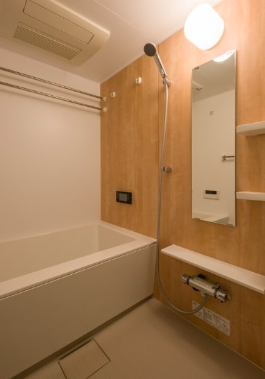 バス・シャワールーム