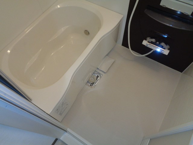 バス・シャワールーム　別部屋参考写真