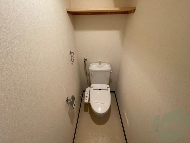 トイレ　ウォシュレット機能がついたトイレ。安心して使用できますね。