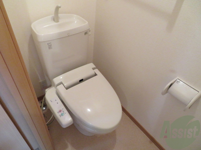 トイレ　トイレはウォシュレット付きなので安心して過ごせます。