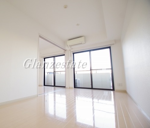 居室・リビング　☆白を基調とした明るい室内☆