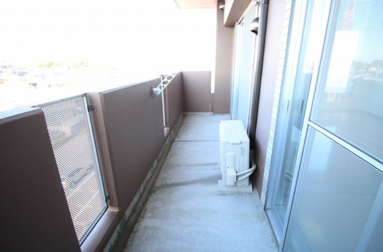 バルコニー　※別部屋参考画像です