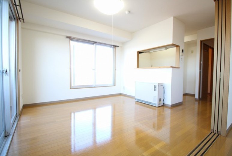 居室・リビング　※別部屋参考画像です