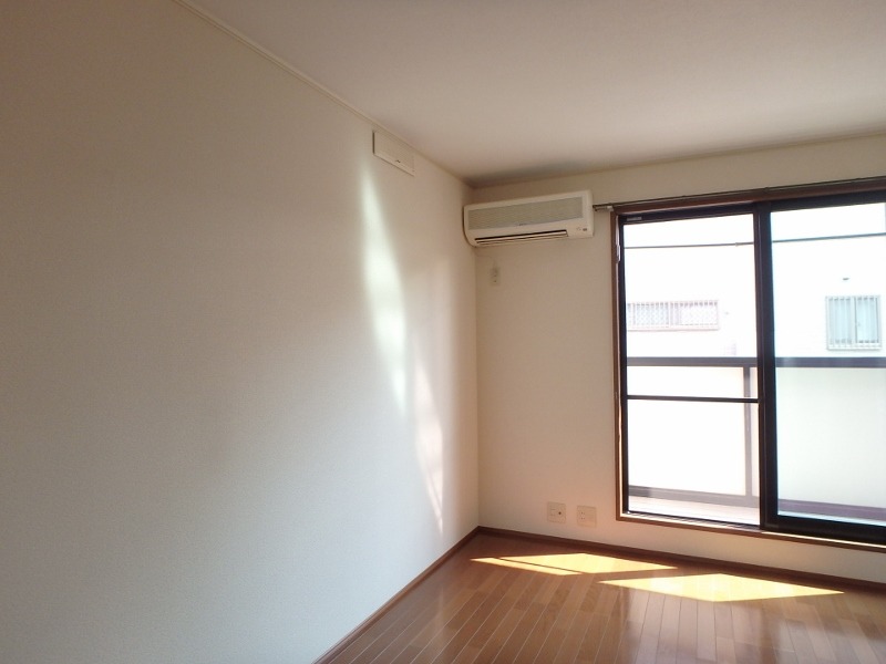 居室・リビング　図面と現状に相違がある場合には現状を優先