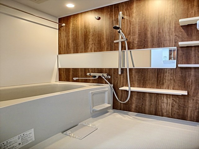 バス・シャワールーム