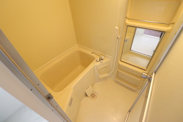 バス・シャワールーム　お風呂