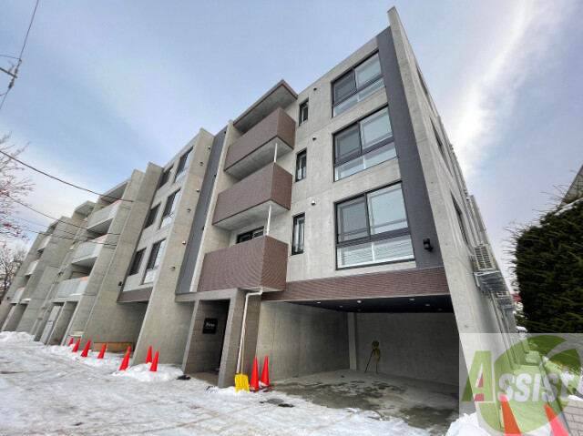 建物外観　中央区北７条西「Ｐｉｎｏ　ｋｉｔａｍａｒｕｙａｍａ」