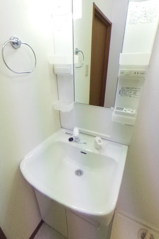 洗面設備　同仕様