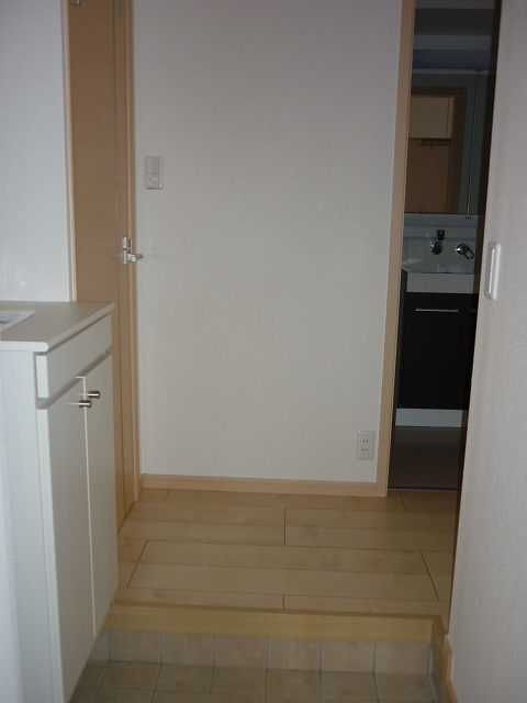 玄関　☆ご来店お待ちしております☆