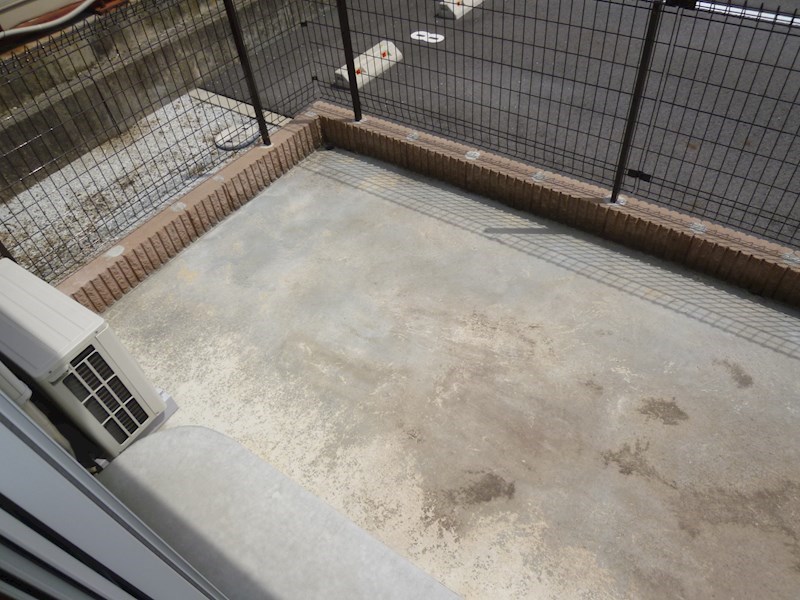 庭　写真は類似