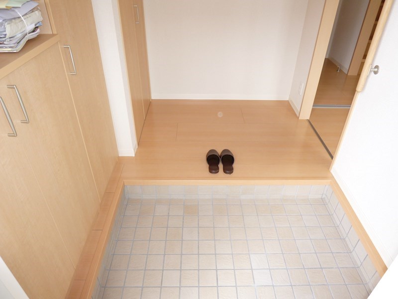 玄関　写真は類似