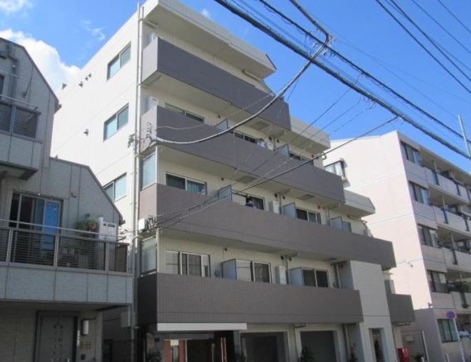 建物外観　★外壁タイル張りでキレイな外観★