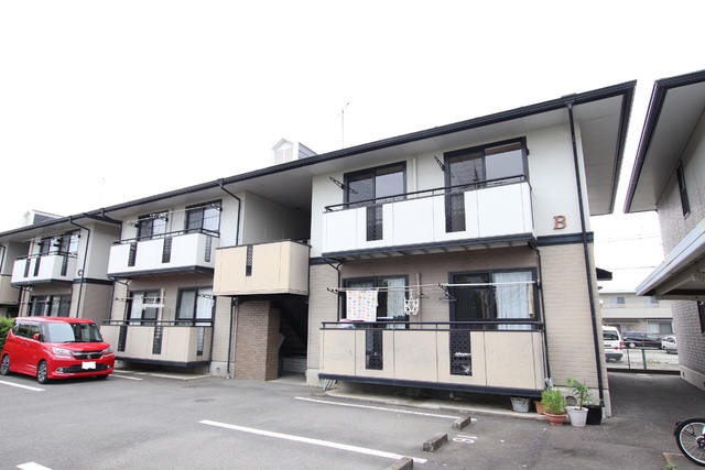 建物外観　現地待ち合わせも承ります。