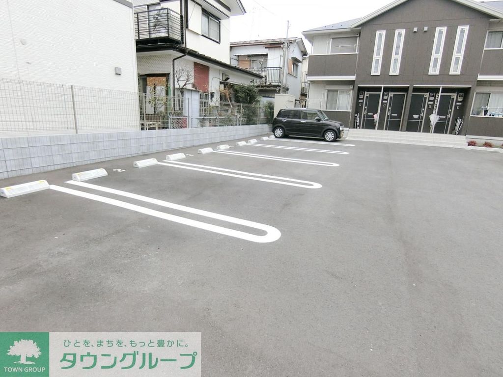 駐車場　駐車場