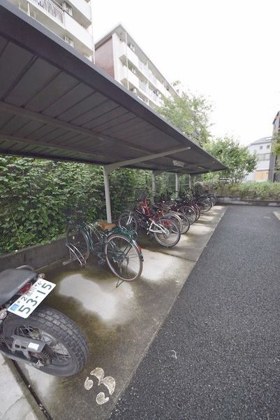 その他共有部分　★屋根付き駐輪場★