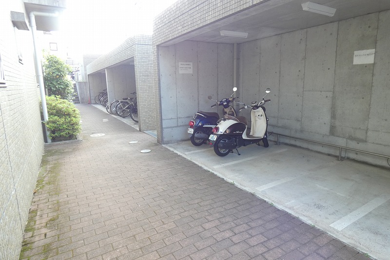 その他共有部分　バイク置き場・駐輪場