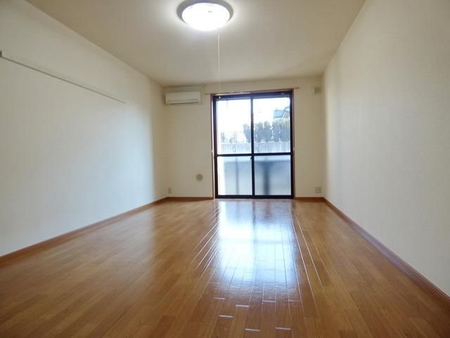 居室・リビング　☆レイアウト自由自在です☆