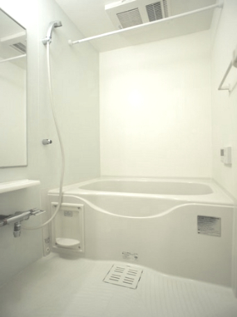 バス・シャワールーム　ゆったり過ごせるお風呂です♪
