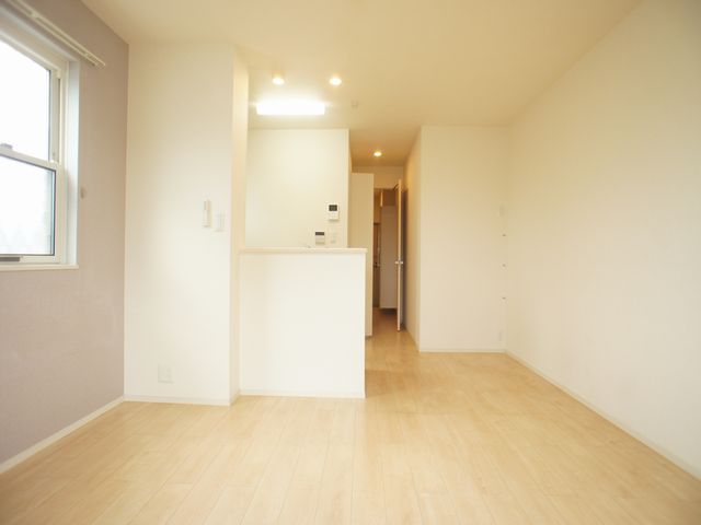 居室・リビング　快適に過ごせるエアコンが付いています♪