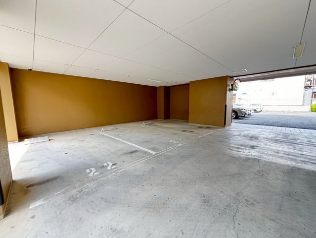 駐車場　詳細は、RISUMO江坂本店までお問合せください♪