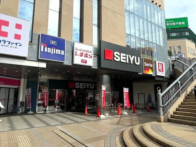 スーパー　西友成増店（スーパー）まで597m