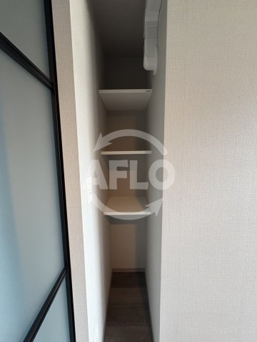 収納　アーバネックス天満橋Fron　収納