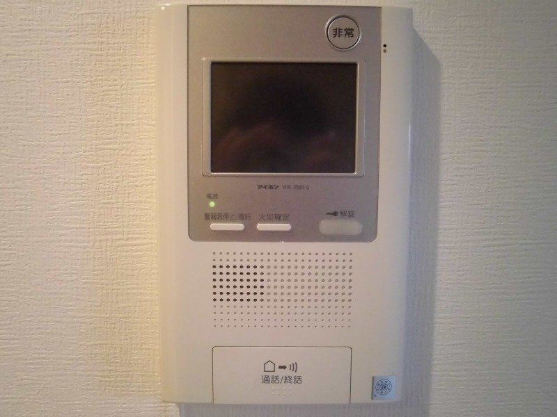 セキュリティ　TVモニター付きインターホン