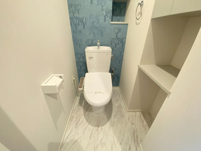 トイレ　別号室