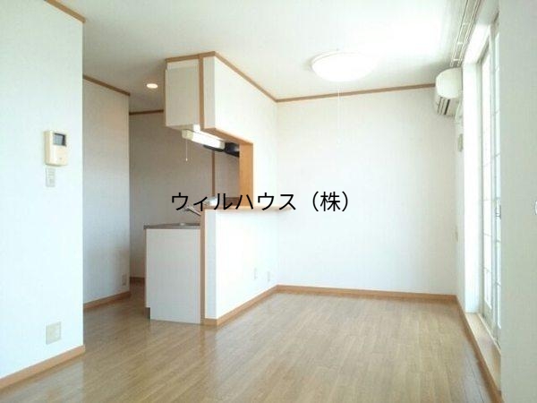 居室・リビング　カウンターキッチン！