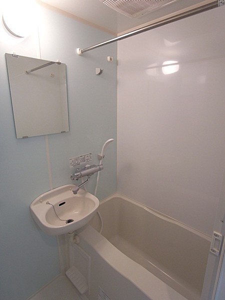 バス・シャワールーム　弊社は都内全域の物件をご紹介可能です！