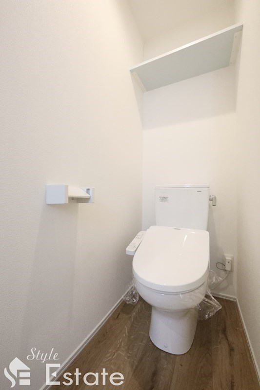 トイレ　温水洗浄便座