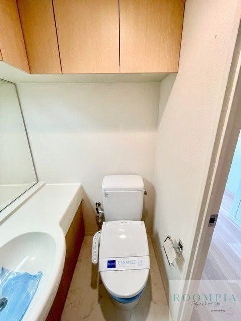 トイレ　※同タイプの別のお部屋です。