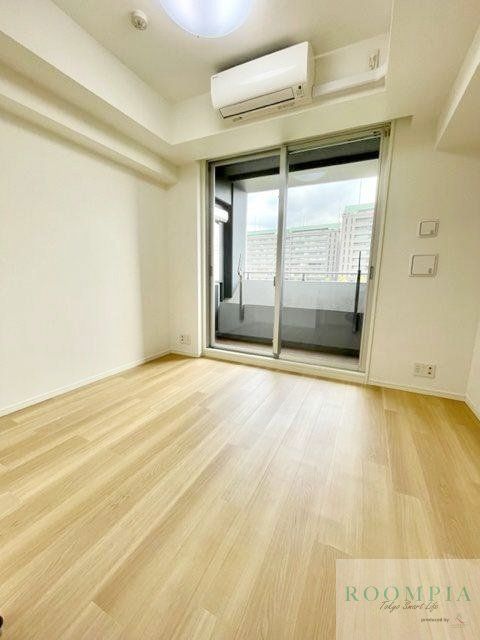 居室・リビング　※同タイプの別のお部屋です。